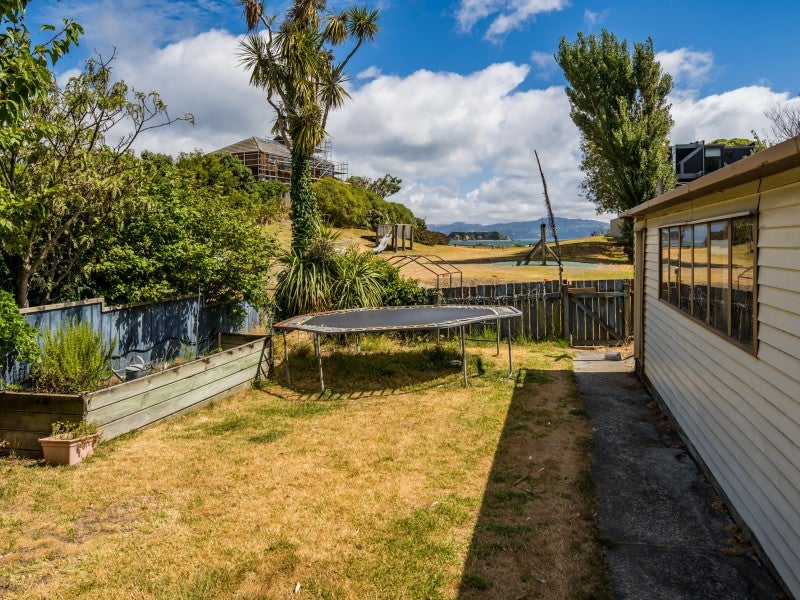 410 Muritai Road, Eastbourne, Lower Hutt - Carousel 2