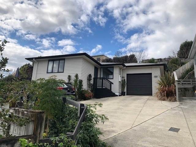 112 Castlewold Drive, Bethlehem, Tauranga - Carousel 1