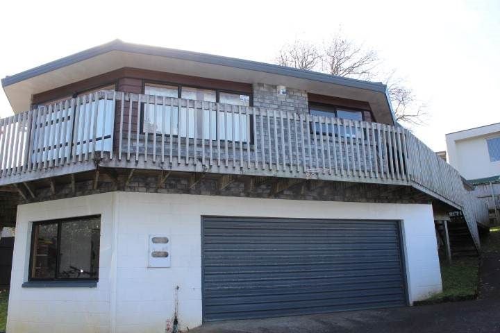 2/35 Wolsley Avenue, Milford, Auckland - Carousel 2