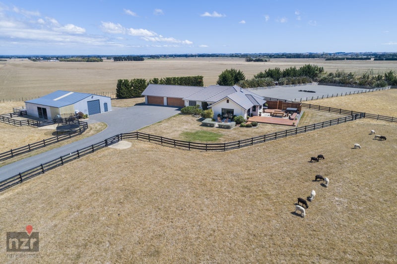75 Spur Road West, Colyton, Feilding - Carousel 1