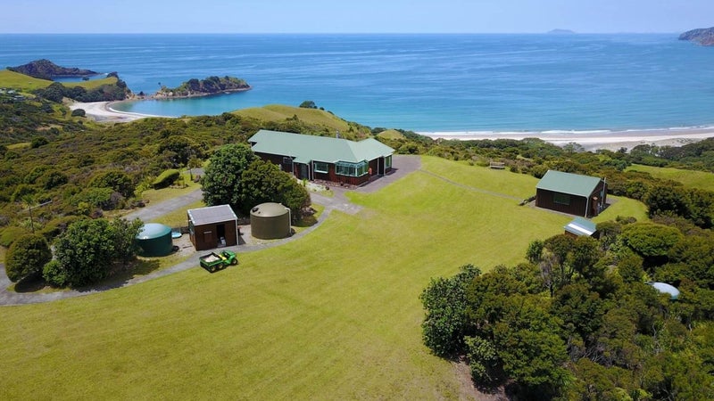 1 Aotea Road, Glen Eden, Auckland - Carousel 1