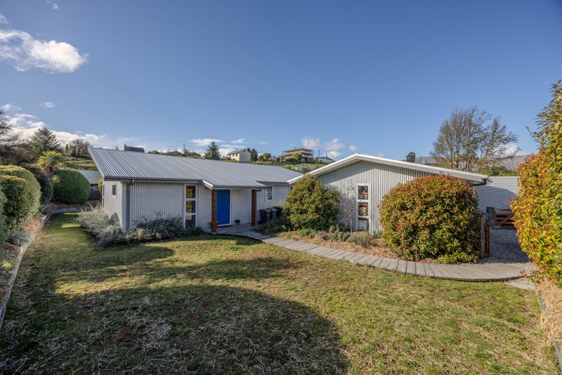33 Hewson Crescent, Wanaka - Carousel 2