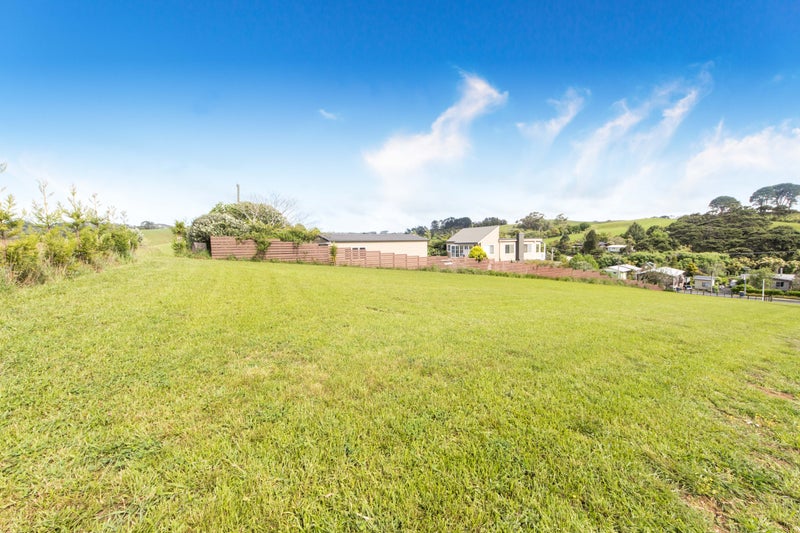 20 Bethells Road, Waitakere, Auckland - Carousel 15