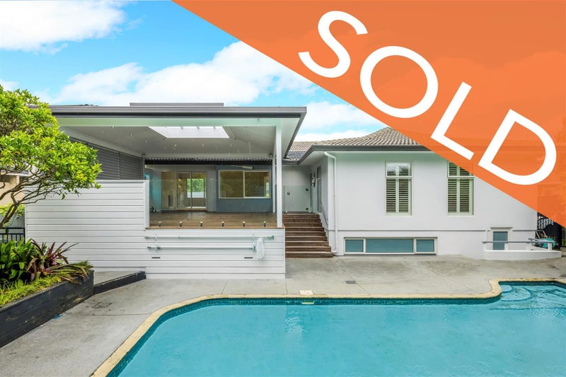 8 Poseidon Place, Half Moon Bay, Auckland - Carousel 1