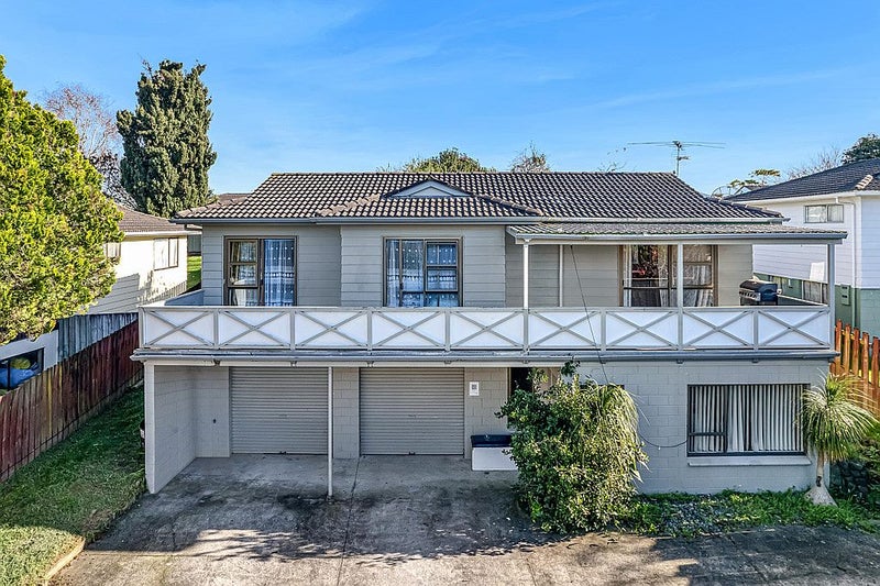 8 Ribot Place, Randwick Park, Auckland - Carousel 1