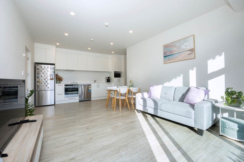 101/7E Hinaki Street, Point England, Auckland - Carousel 2