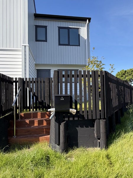 34 Hyperion Drive, Randwick Park, Auckland - Carousel 2