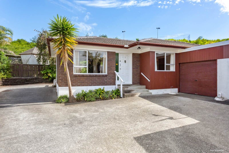2/12 Montclair Rise, Browns Bay, Auckland - Carousel 1