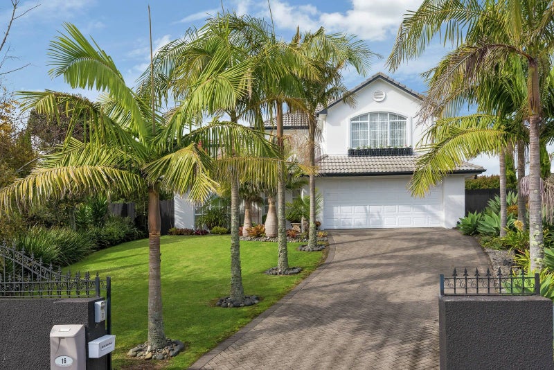 16 Casabella Court, Northpark, Auckland - Carousel 2
