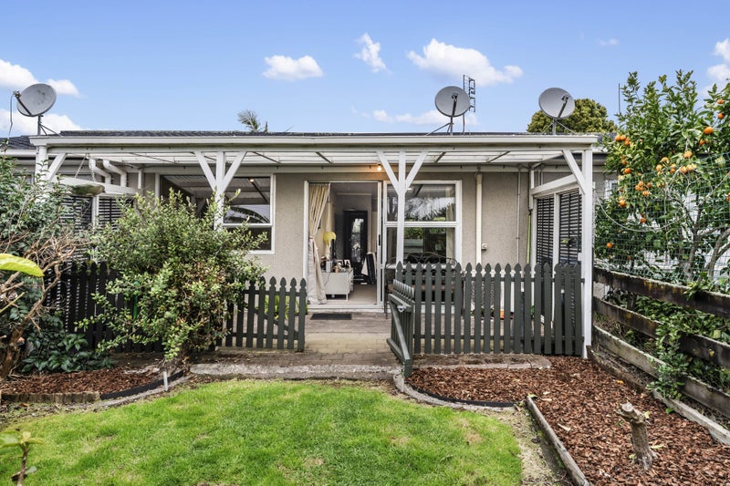 3/10 Lavas Place, Mount Wellington, Auckland - Carousel 1