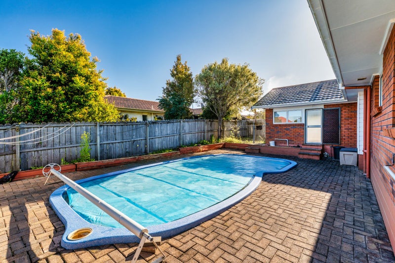 2 Edendale Road, Somerville, Manukau - Carousel 2