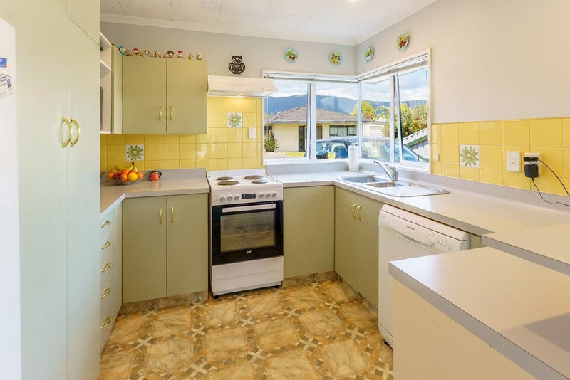 2/17 Aldinga Avenue, Stoke, Nelson - Carousel 2