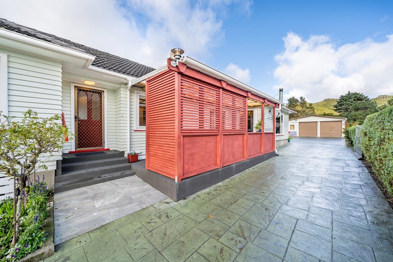 24 Hinau Grove, Wainuiomata, Lower Hutt - Carousel 2