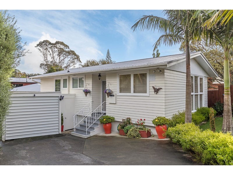 1/4 Battlen Place, Manurewa, Auckland - Carousel 1