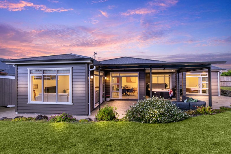 22 Malbec Place, Huapai, Kumeu - Carousel 1