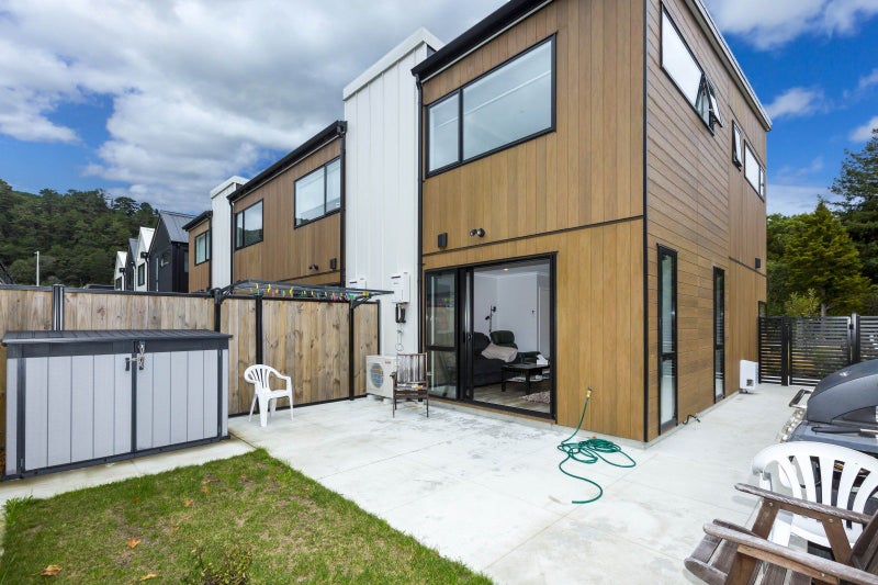 42 Dahl Drive, Wallaceville, Upper Hutt - Carousel 14