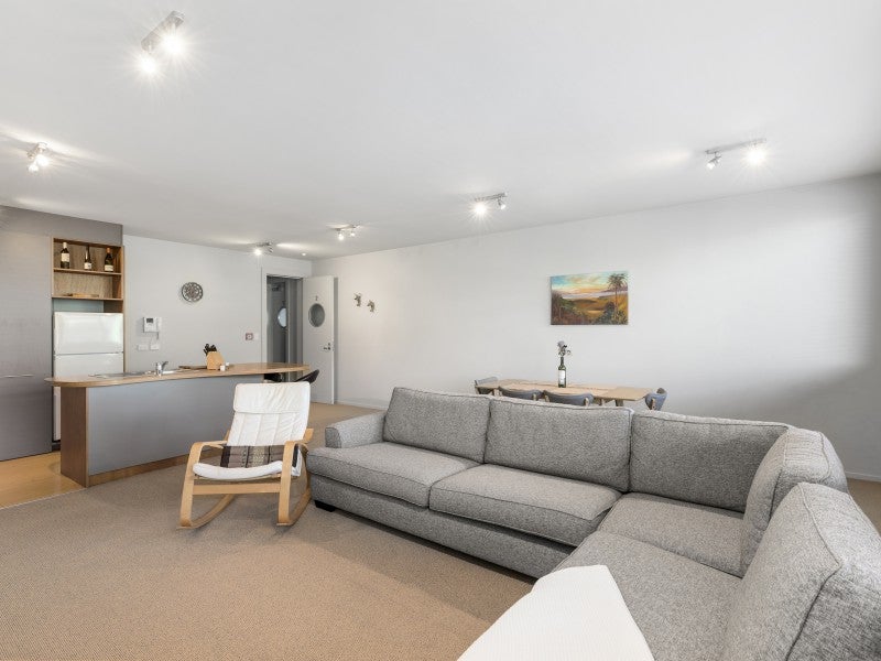 2/337 Jackson Street, Petone, Lower Hutt - Carousel 2