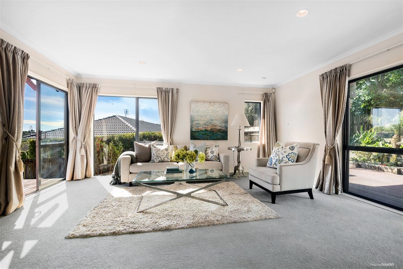 16 Phoebe Meikle Place, Torbay, Auckland - Carousel 2