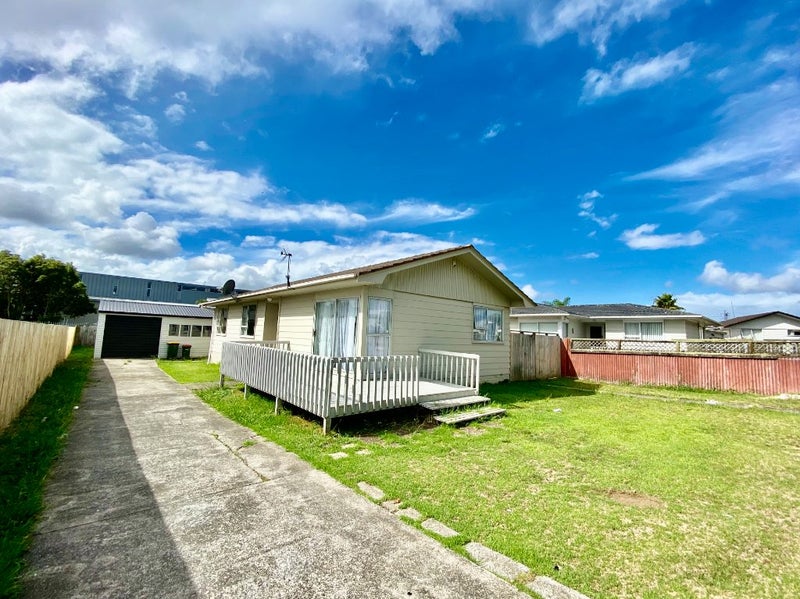 76 Boundary Road, Clover Park, Auckland - Carousel 1
