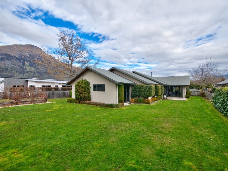 7 Haddow's Place, Lake Hayes, Queenstown - Carousel 21