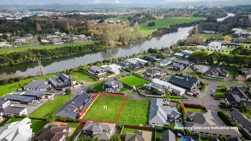 11 Ripple Lane, Flagstaff, Hamilton - Carousel 1