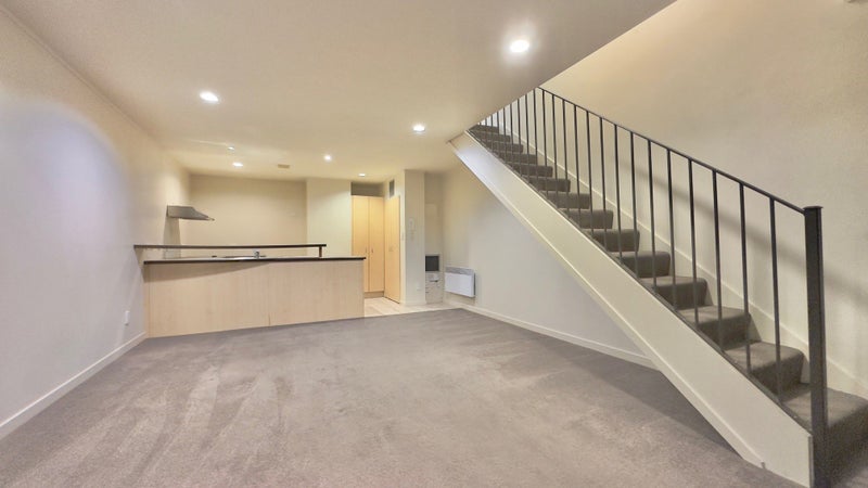 21/9 Ebor Street, Te Aro, Wellington - Carousel 2