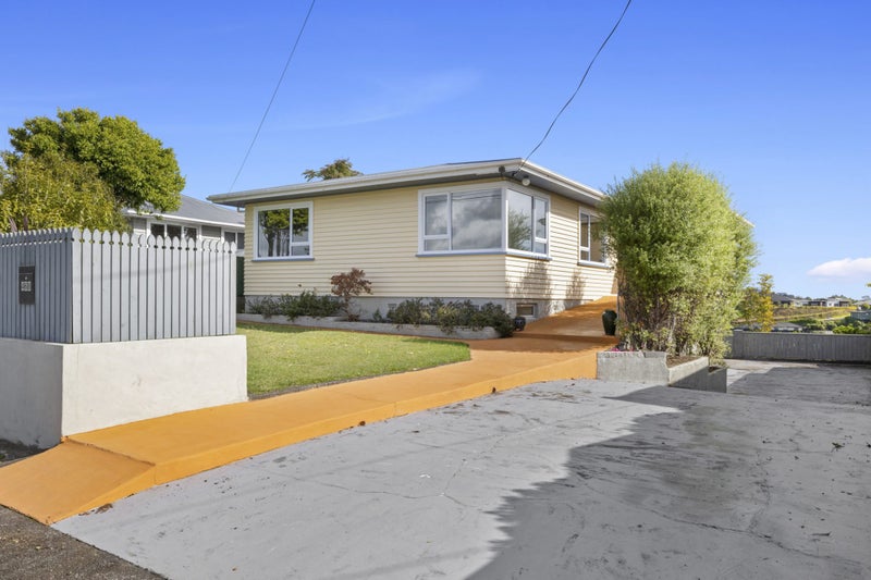 468 Carrington Street, Upper Vogeltown, New Plymouth - Carousel 1