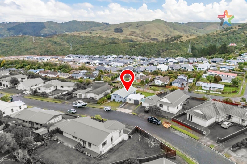 18 Tarras Grove, Kelson, Lower Hutt - Carousel 27