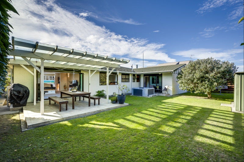 65 Trent Street, Taradale, Napier - Carousel 2