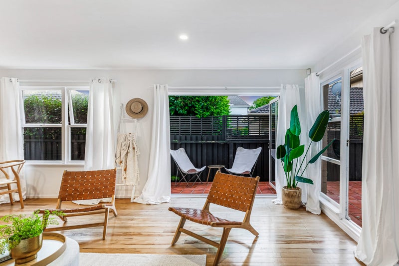 1/12 Taranaki Road, Kohimarama, Auckland - Carousel 2