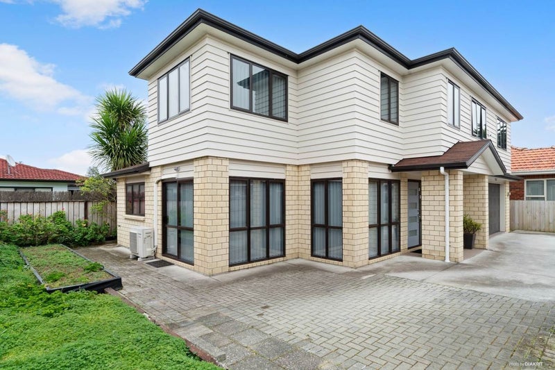 30A Watson Place, Papatoetoe, Auckland - Carousel 1