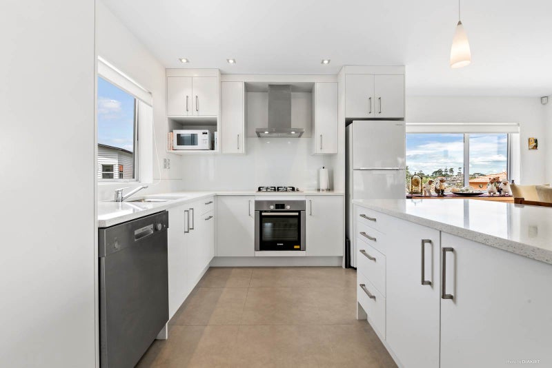 59 Nautilus Drive, Gulf Harbour, Whangaparaoa - Carousel 2