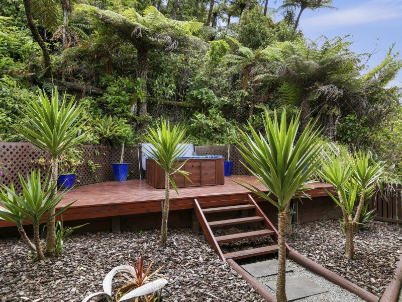 14 Arahiwi Grove, Tirohanga, Lower Hutt - Carousel 26