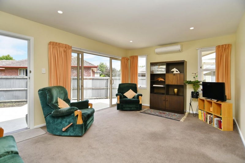 46 Glenmore Avenue, Casebrook, Christchurch - Carousel 2