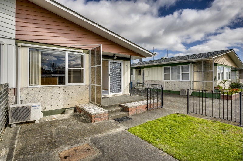 9/90 Gloucester Street, Greenmeadows, Napier - Carousel 1