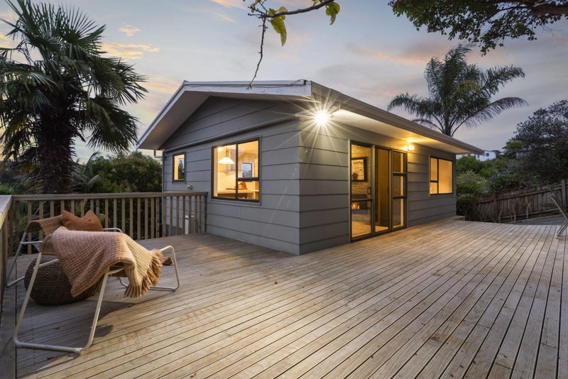 2/14 Chequers Avenue, Glenfield, Auckland - Carousel 2