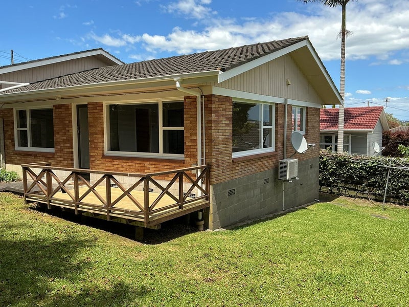 2/30 Sunnynook Road, Sunnynook, Auckland - Carousel 2