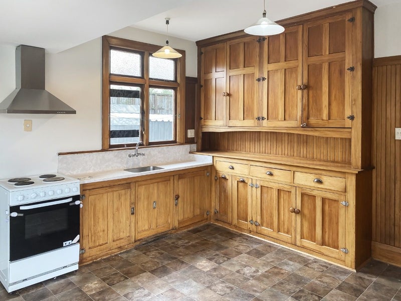 7 Domett Street, Waltham, Christchurch - Carousel 2