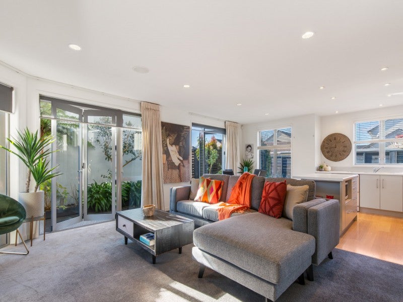 7A Grey Street, Glenholme, Rotorua - Carousel 1