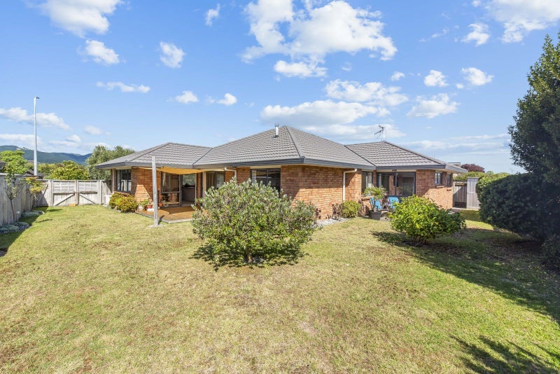 27 Consort Close, Paraparaumu Beach, Paraparaumu - Carousel 2