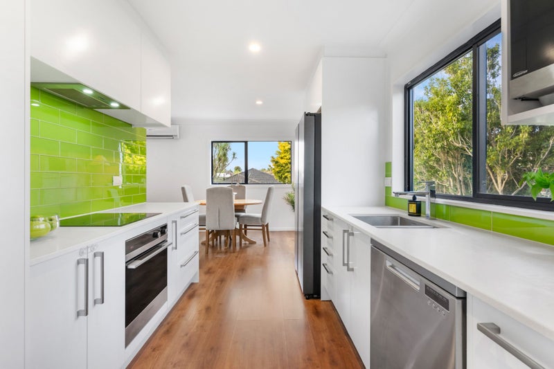 2/13 Sunburst Lane, Torbay, Auckland - Carousel 2