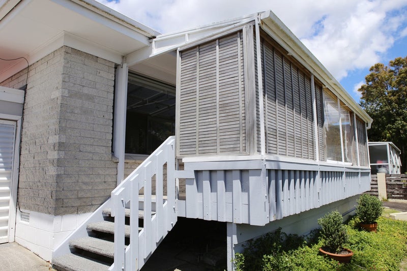 3/25 WIDMORE DR, Massey, Waitakere - Carousel 1
