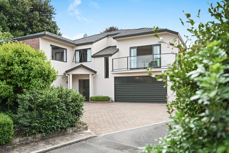 4 Akona Lane, Hamilton East, Hamilton - Carousel 1