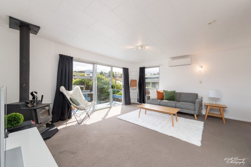 43 Blueberry Grove, Timberlea, Upper Hutt - Carousel 2