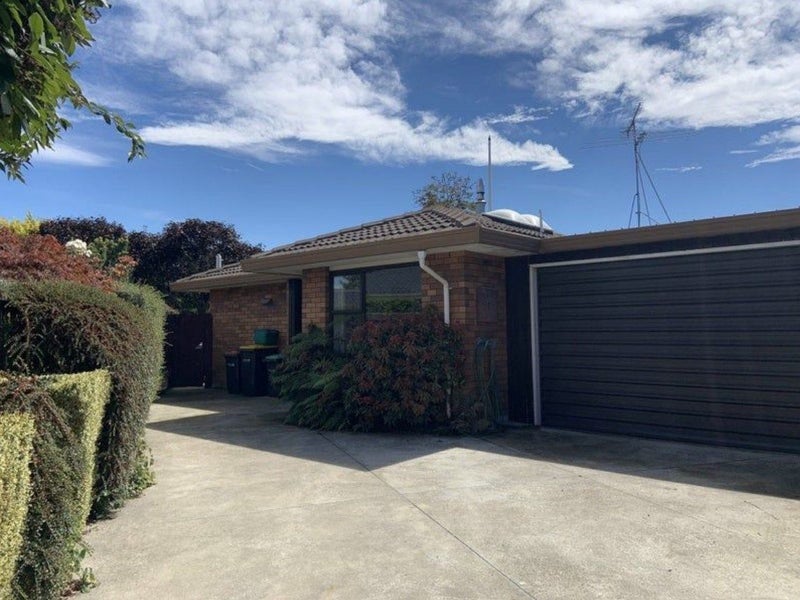 1/16A Sayers Crescent, Ilam, Christchurch - Carousel 1