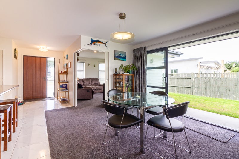 21 Sandown Avenue, Himatangi Beach, Himatangi Beach - Carousel 1