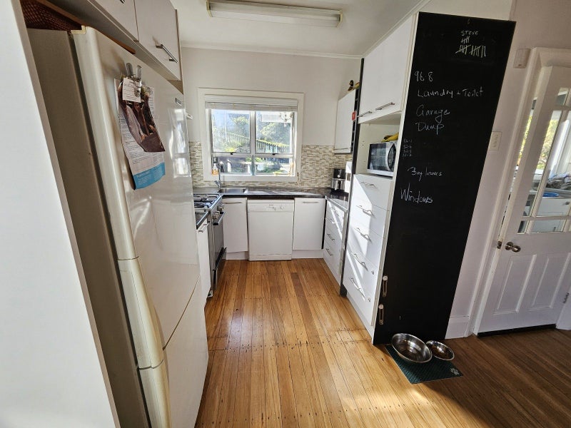 11 Ashmore Avenue, Cobden, Greymouth - Carousel 2