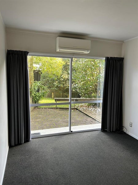 1/7 Western Springs Road, Western Springs, Auckland - Carousel 2