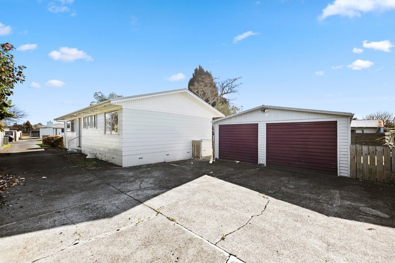 50 Bremworth Avenue, Dinsdale, Hamilton - Carousel 21