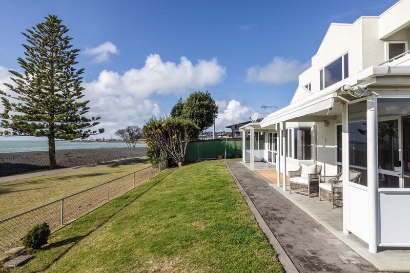 7 Charles Street, Westshore, Napier - Carousel 11